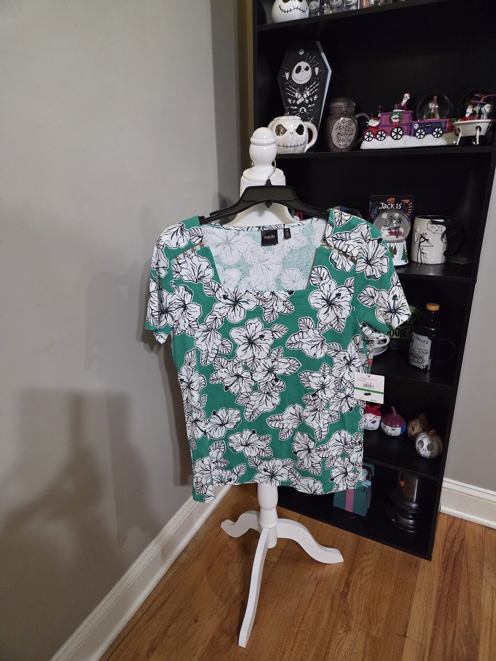 Rafaella Emerald Green Floral Scoop Neck Tee